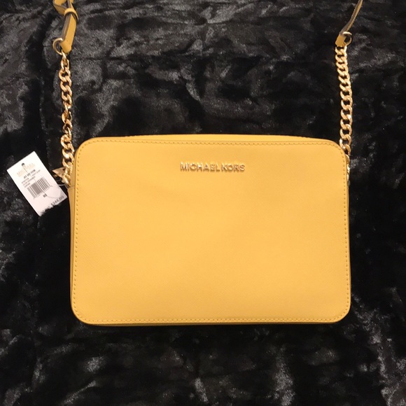 Michael Kors Handbags - Michael Kors Crossbody Bag.